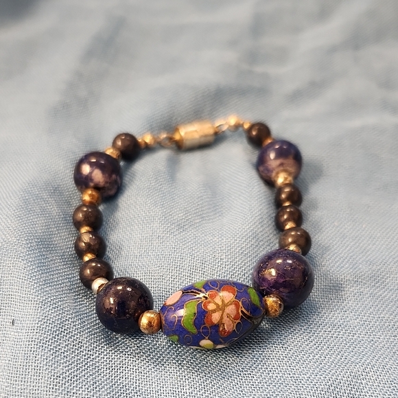 Jewelry - Vintage Lapis Lazuli Cloisonné Magnetic Clasp Bracelet